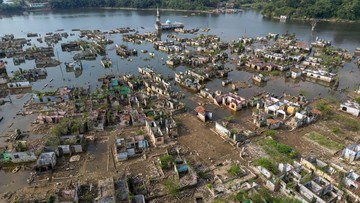 Jejak Kampung Tenggelam Muncul Kembali di Bendungan Karian Akibat Musim Kemarau