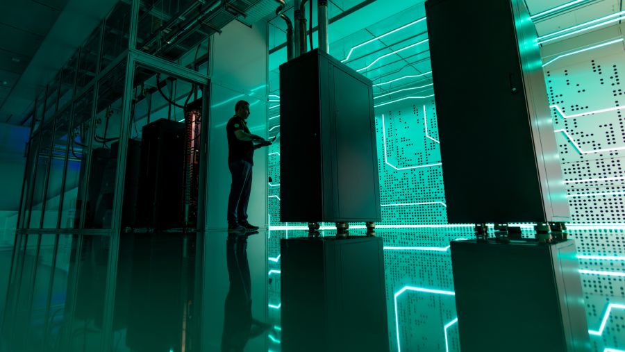 Pusat data yang menjalankan sektor kecerdasan buatan. dok: Bloomberg