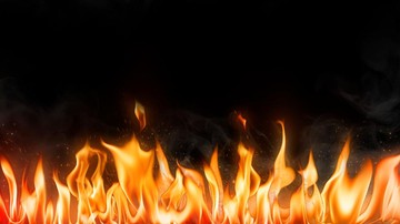 Api Melalap Rumah di Kebayoran Lama, Puluhan Petugas Damkar Berjibaku Padamkan Si Jago Merah