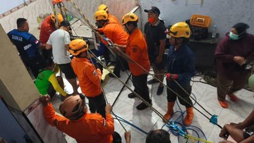 Dramatis! Remaja di Ponorogo Ditemukan Selamat Setelah Tercebur ke Sumur Tua Sedalam 25 Meter