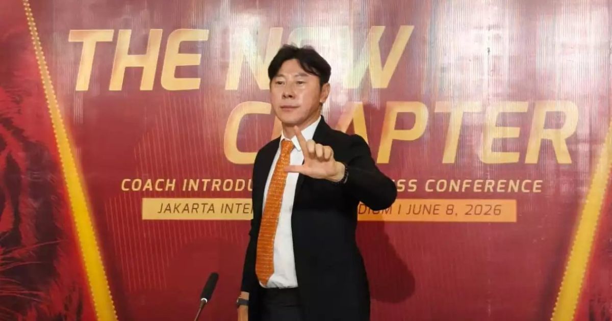 Gubernur DKI Sambut Pelatih Baru Persija, Harapkan Hadiah Spesial di HUT Emas Jakarta