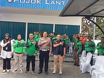 Sinergi Polisi dan Ojol Jambi Digaungkan dalam Program 'Polantas Menyapa' Perdana AON