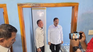 Menteri Imipas Tinjau Hasil Program Bedah Rumah di Sukabumi, Manfaatkan Karya Warga Binaan