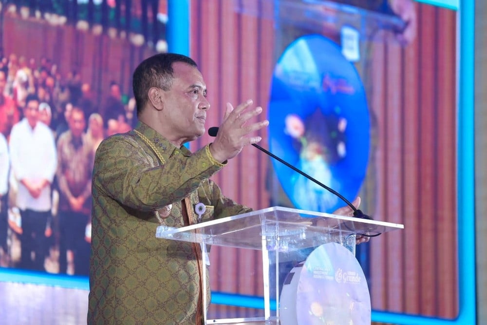 Gubernur Jawa Tengah Ahmad Luthfi saat membuka gelaran CJIBF 2026 di Kota Semarang, Senin (11/5/2026)/Ist-Pemprov Jateng.