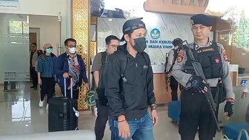 KPK Sita Barang Bukti dari Kantor dan Rumah Dinas Bupati Muara Enim Terkait Kasus Suap