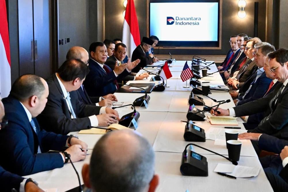 Presiden Prabowo Subianto menemui 12 pengusaha dan investor terbesar Amerika Serikat dalam pertemuan tertutup di Washington D.C., Jumat (20/2/2026) waktu setempat. Foto: BPMI Sekretariat Presiden
