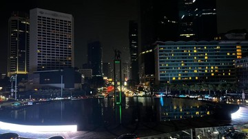 BI Penuh Cahaya Jadi Gelap: Mengapa Bundaran HI Ikut Matikan Lampu Malam Ini?