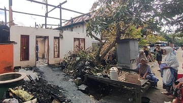 Kronologi Lansia Tertimpa Plafon Saat Kebakaran Hebat Melanda Rumah di Polman