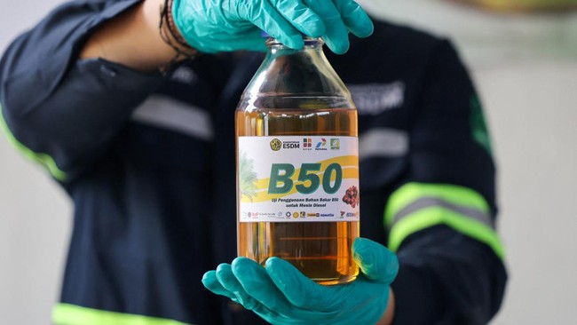 Ilustrasi: Target Ambisius Pemerintah: B50 Biodiesel Siap Menggantikan Energi Fosil Mulai Pertengahan 2026