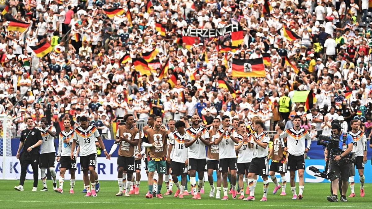Foto: Para pemain Jerman merayakan kemenangan setelah pertandingan Grup E Piala Dunia FIFA 2026 antara Jerman dan Curaçao di Houston Stadium, Houston, Texas, Amerika Serikat, Minggu (14/6/2026). (IMAGN IMAGES via Reuters/MARIA LYSAKER)