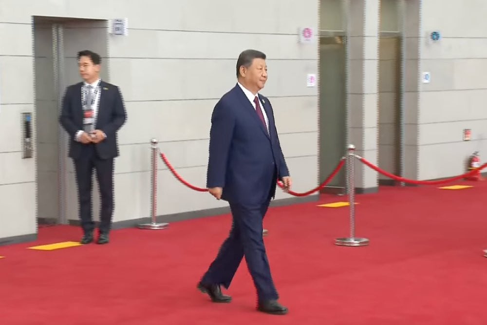 Presiden China Xi Jinping menghadiri sesi pembukaan APEC Economic Leaders’ Meeting (AELM) dalam rangkaian Konferensi Tingkat Tinggi (KTT) APEC 2025 yang berlangsung di Gyeongju Art Centre, Jumat (31/10/2025).