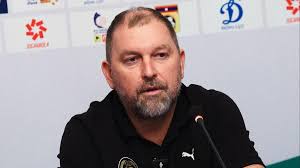 Peter Cklamovski menjabat pelatih timnas Malaysia selama satu setengah tahun. (Arsip FAM Malaysia)