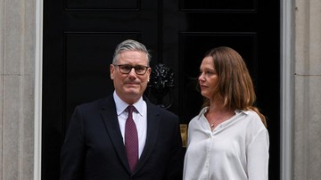 Kejutan Politik Westminster: Perdana Menteri Inggris Keir Starmer Mundur dari Jabatan