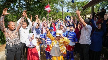 Apresiasi dari Istana: Presiden Prabowo Kirim Peralatan Drumben untuk Siswa Sukabumi Penggagas Alat dari Barang Bekas