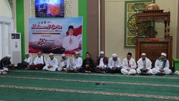 Polda Sumsel Peringati Hari Bhayangkara ke-80 dengan Gelar Khataman Al-Qur'an Semalam Suntuk Bersama Para Hafiz
