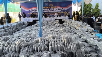 Jejak Digital Anomali X-ray: Begini Modus Bea Cukai Menggagalkan Penyelundupan 3,37 Ton Ganja Lintas Negara di Gresik