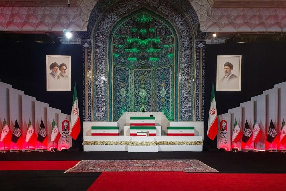 Lokasi upacara penghormatan terakhir Ayatollah Ali Khamenei di Teheran telah disiapkan menjelang dimulainya prosesi pemakaman kenegaraan, Sabtu (4/7/2026)./X-PadDolat