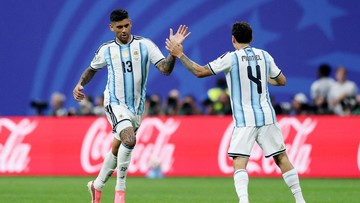 Momen Paling Disorot: Aksi Provokatif Cristian Romero di Depan Mohamed Salah Pasca Gol Penentu Argentina