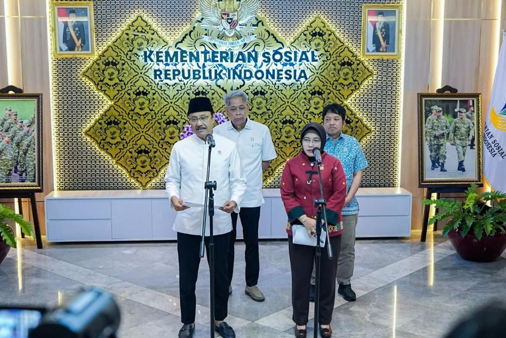 Gus Ipul saat membahas KIP Kuliah/kemensos