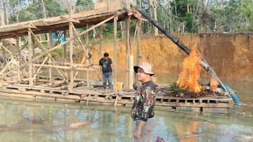 Pemberantasan PETI Emas di Kuansing: 9 Rakit Dimusnahkan Demi Lingkungan Lestari