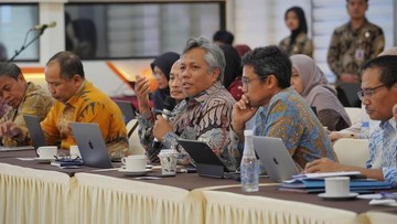 Kunjungan Kerja Spesifik Panitia Kerja Revisi Undang-Undang Nomor 20 Tahun 2003 tentang Sistem Pendidikan Nasional (UU Sisdiknas) Komisi X DPR RI, di Auditorium FPEB Lantai 6, Universitas Pendidikan Indonesia (UPI), Kamis (9/7). (Foto: ITB)