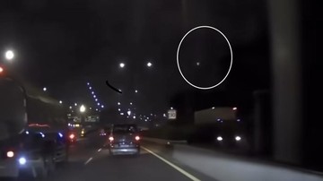 Fenomena Langit Malam: Jejak Cahaya Misterius Terlihat di Atas Tol JORR Jakarta, BRIN Ungkap Faktanya