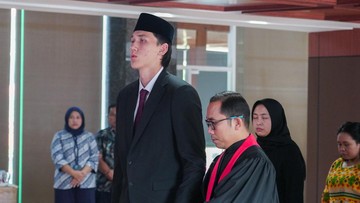 Sorotan Tiga Berita Olahraga: Naturalisasi Baker, Misteri Umpan Sorloth untuk Haaland