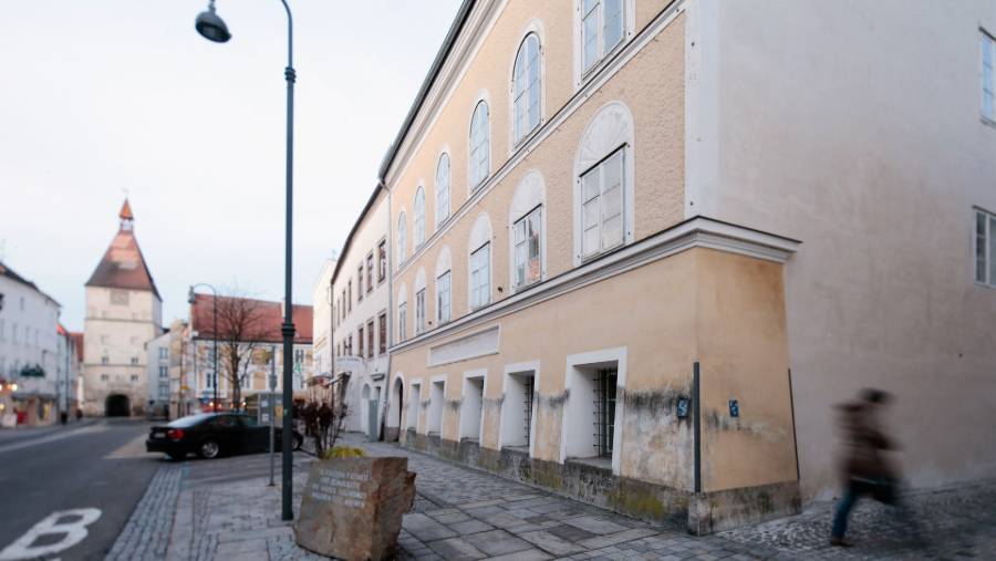 Rumah kelahiran Adolf Hitler di Austria. (Bloomberg)