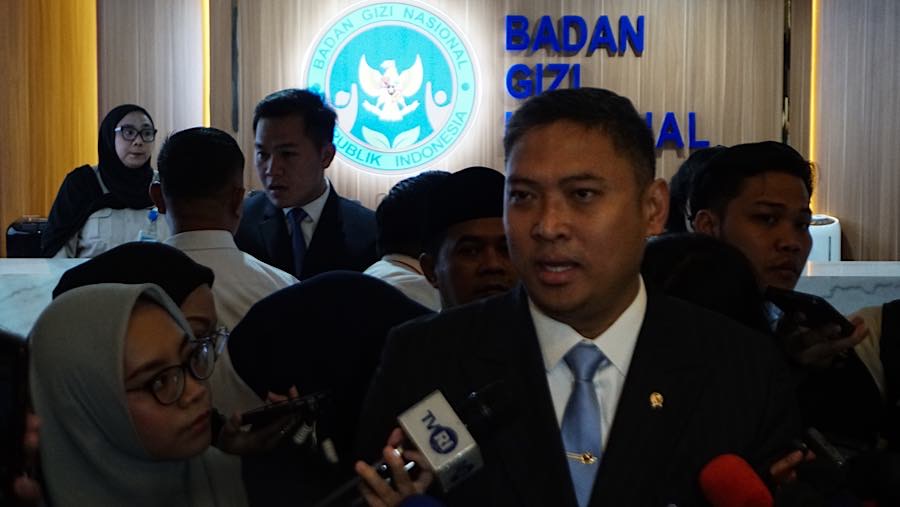 Kepala Badan Gizi Nasional (BGN) Sudaryono saat diwawancarai wartawan di Kantor BGN, Jakarta, Rabu (22/7/2026). (Bloomberg Technoz/Andrean Kristianto)