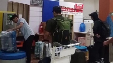 Rumah Kadis PUPR Bengkulu Digeledah KPK, Koper dan Kardus Diduga Berisi Bukti Diamankan